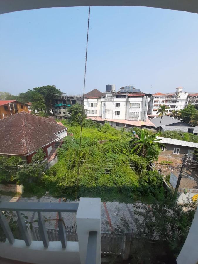 La Lune Fort Kochi Exterior foto